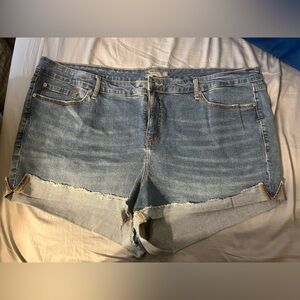 Torrid Blue Denim Jeans Shorts 28 NWOT